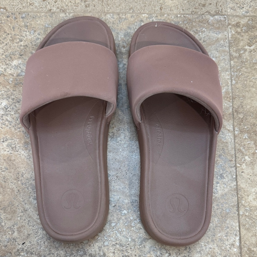 Lululemon Women’s Restfeel Slides